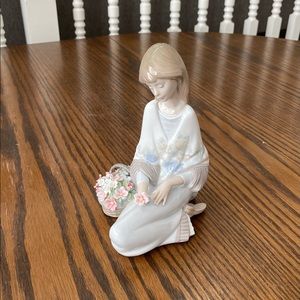 Retired Lladro Figurine